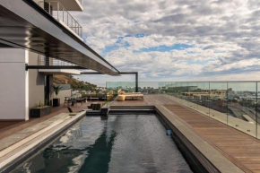 16 on Bree One Bedroom with Amazing views of Cape Town